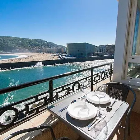 Ocean Views In The Center Apartment San Sebastián