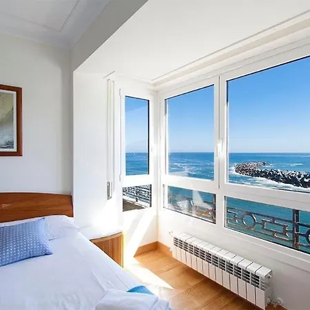 Ocean Views In The Center Apartman